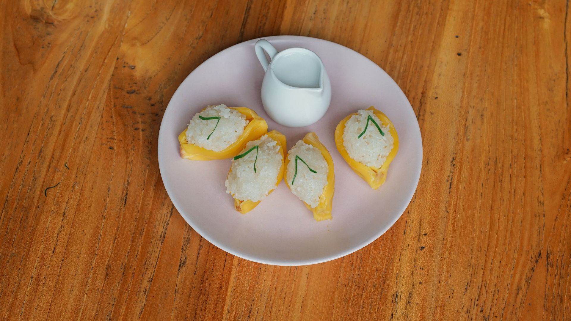 Snack ketan nangka dan oleh-oleh kuliner Kedai Bukit Rhema - oleh-oleh kuliner Magelang